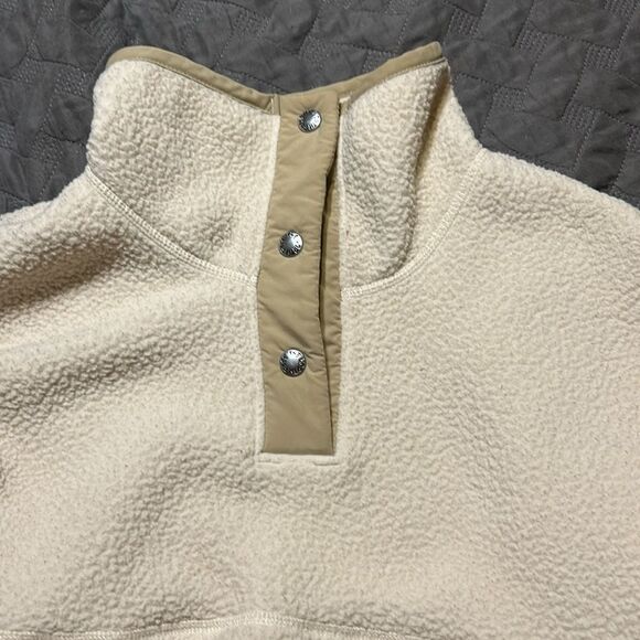 North Face Sherpa 1/4 button pullover small - Picture 6 of 8